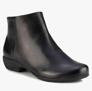 <<Size 13>> Ros Hommerson Black Ankle Booties Leather